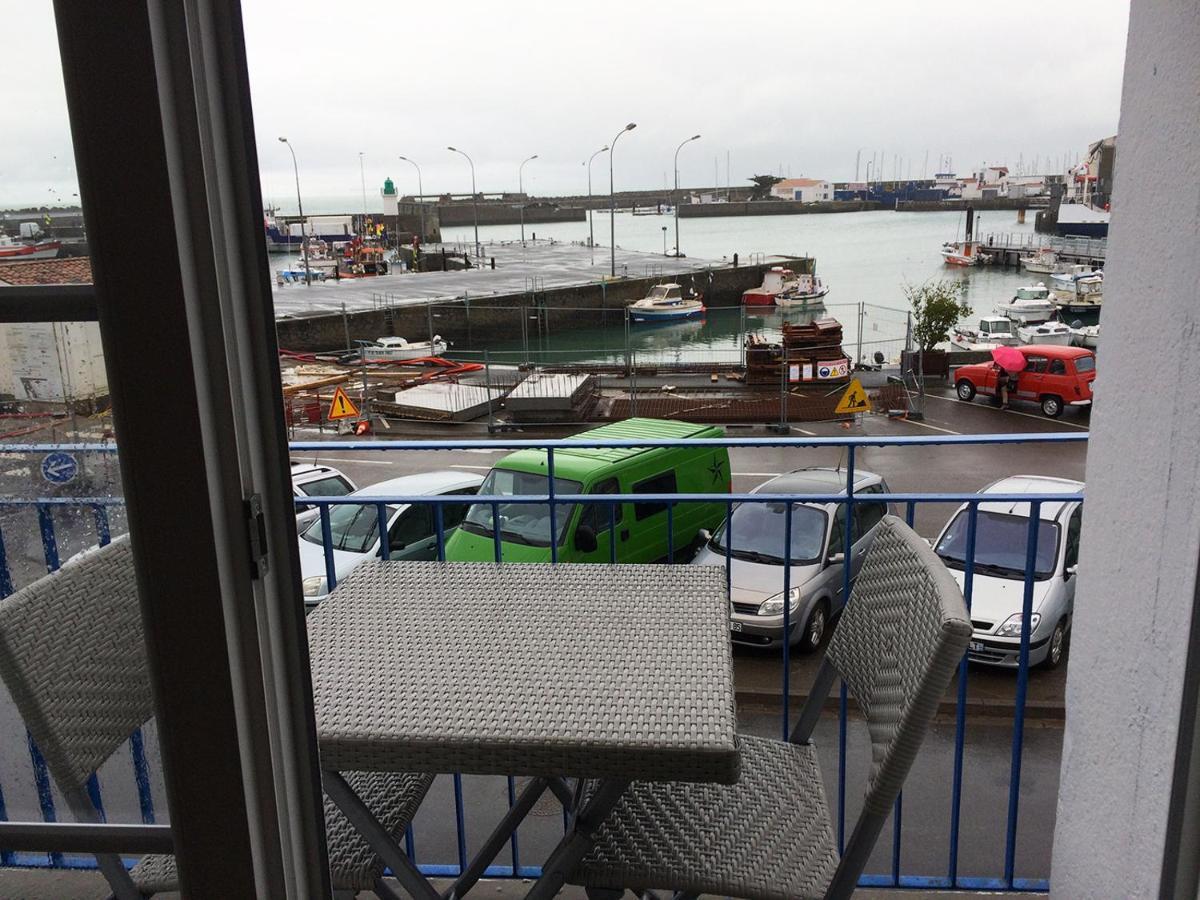 Escale Avec Vue Mer Sur Les Quais De L'Ile D'Yeu Exterior foto